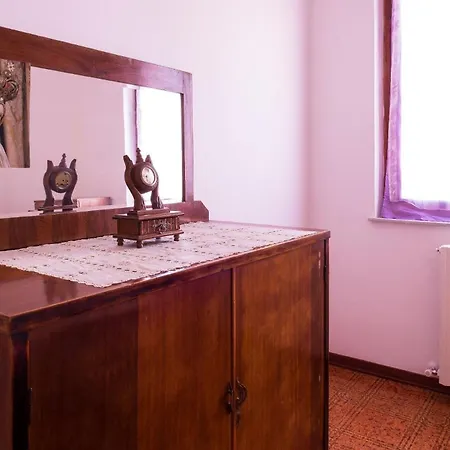 Ferienhaus Fuer 10 Personen In Monte San Pietrangeli, Adriakueste Italien Kueste Der Marken بيت للعطل *