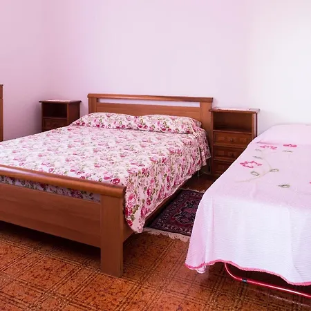بيت للعطل Ferienhaus Fuer 10 Personen In Monte San Pietrangeli, Adriakueste Italien Kueste Der Marken *