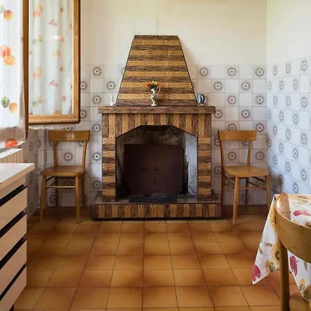 Ferienhaus Fuer 10 Personen In Monte San Pietrangeli, Adriakueste Italien Kueste Der Marken بيت للعطل *