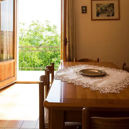 Ferienhaus Fuer 10 Personen In Monte San Pietrangeli, Adriakueste Italien Kueste Der Marken